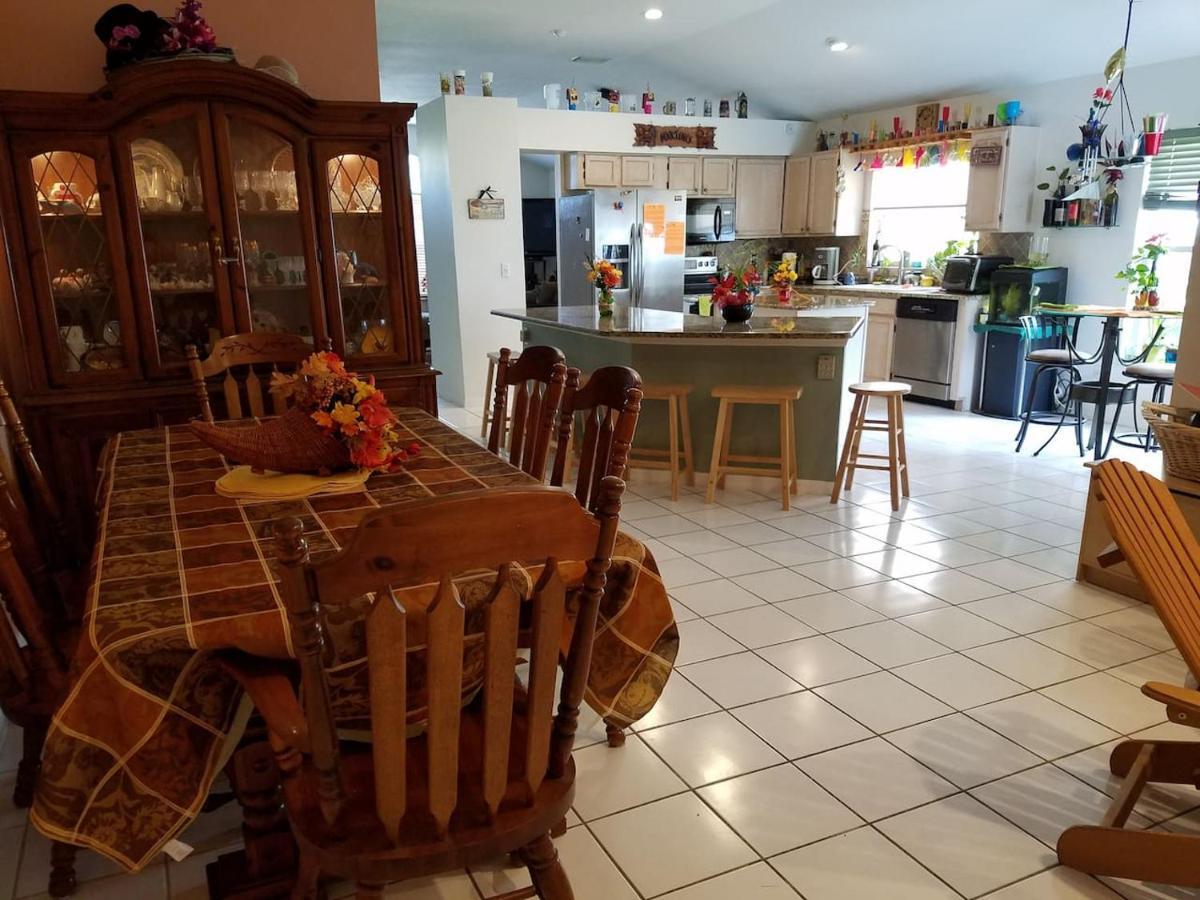 Cozy And Conveniently Located Pool Home With Free Wifi Tampa Exteriör bild